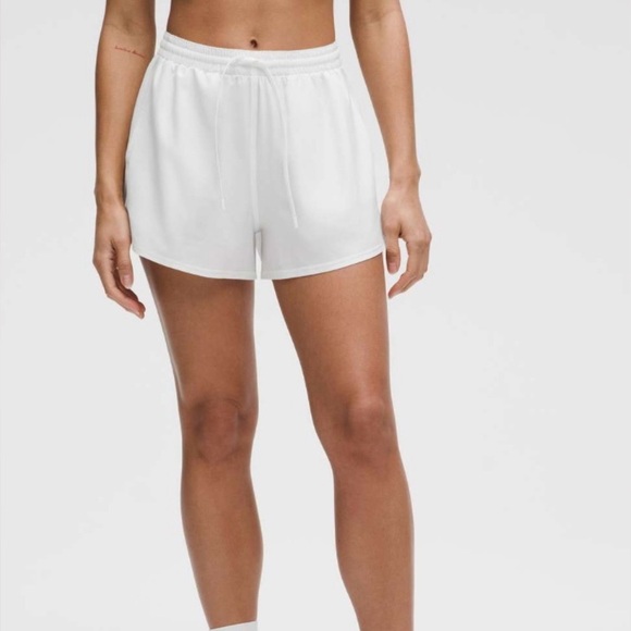 NWT Lululemon Pace Rival High-Rise Shorts 3” -White | Size 0 Summer 2025 Release - Picture 2 of 10